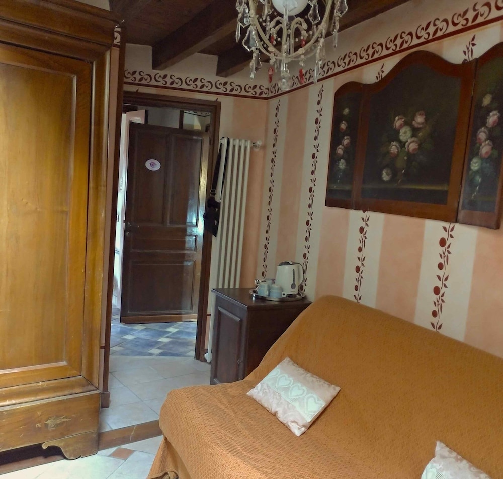 Superior Quadruple Room photo 2