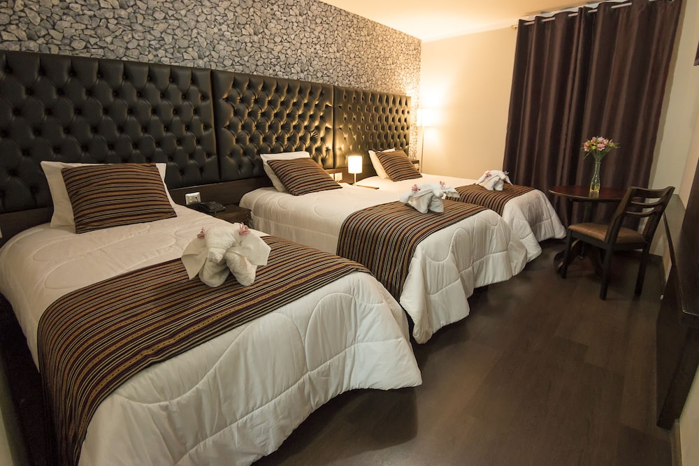 Triple Room, 3 Twin Beds photo 1