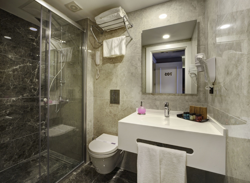 Standard Double Room photo 3