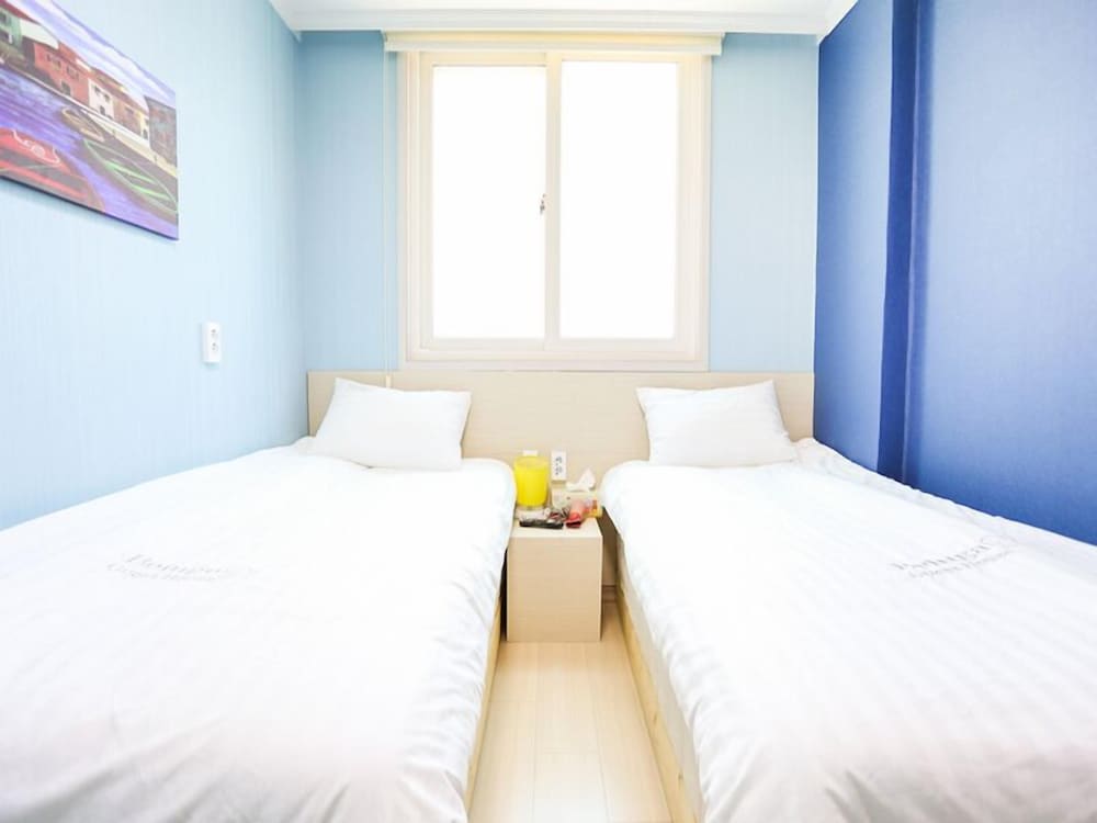 Twin Room photo 1