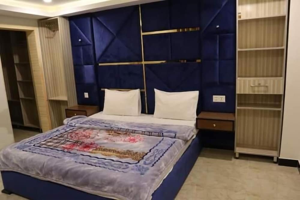 Deluxe Double Room photo 2
