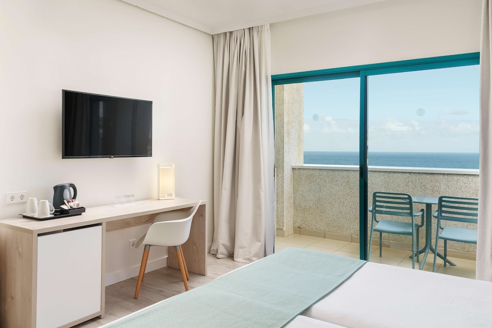 Double Room, Ocean View (1 Adult)