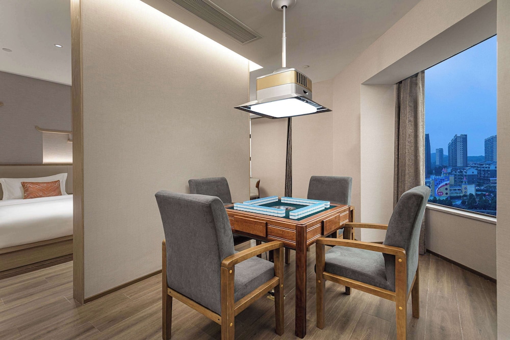 Room, 2 Double Beds, Non Smoking, City View photo 3