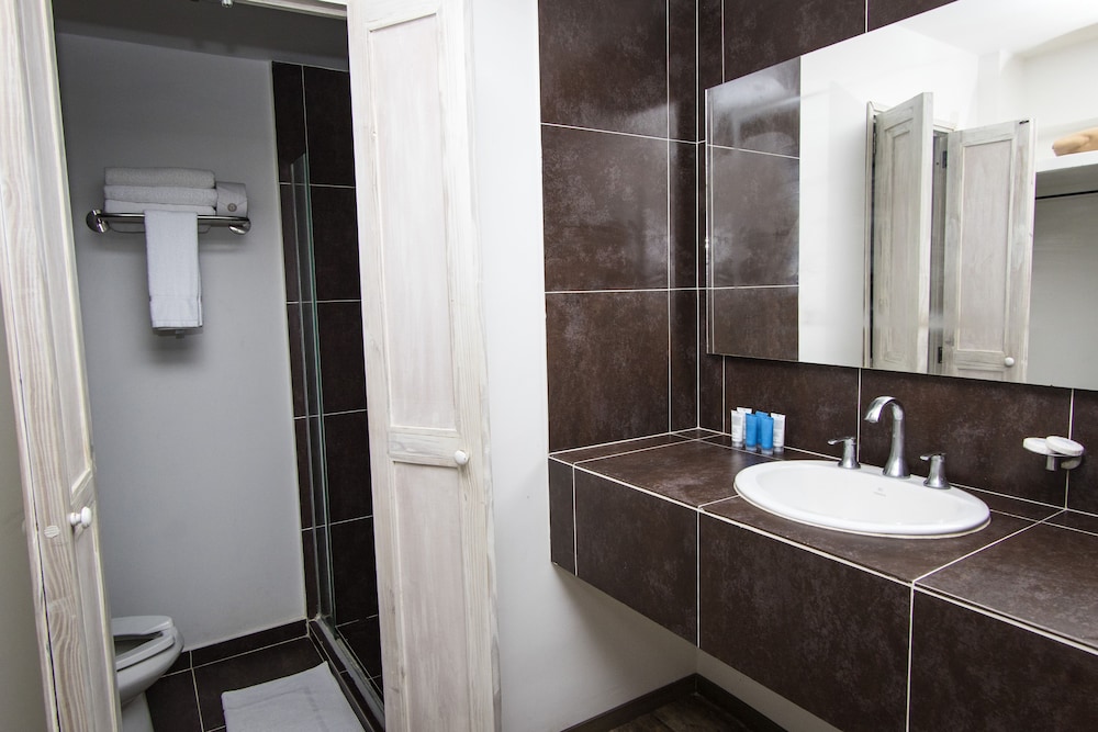 Double Room - Photo 4