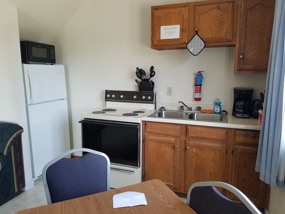 Suite, 2 Double Beds, Non Smoking photo 3