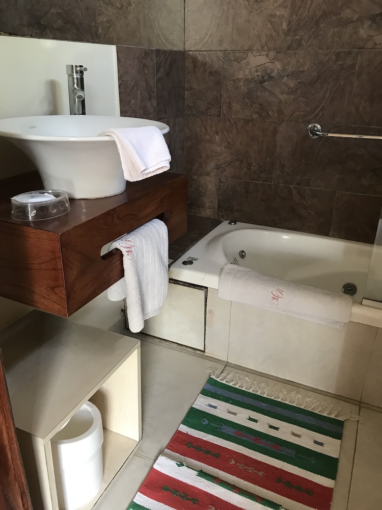 Classic Double Room, 1 Queen Bed photo 3