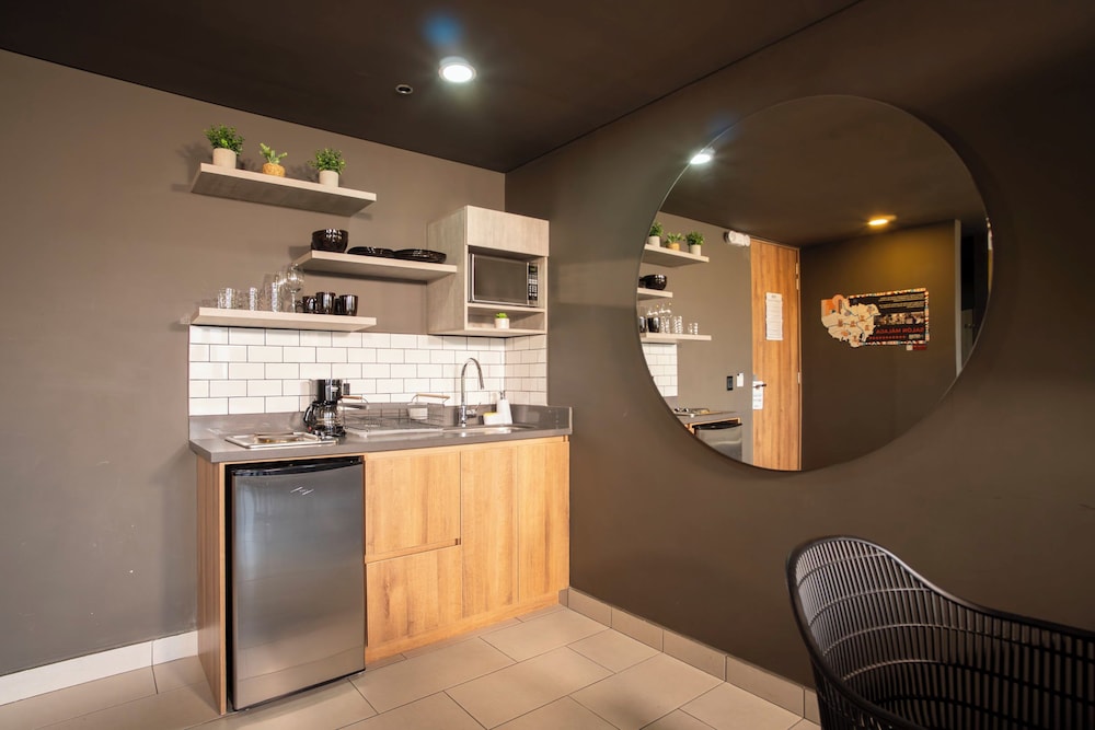 Studio Suite photo 2