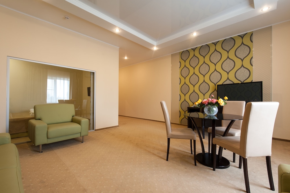 Deluxe Double Room photo 3