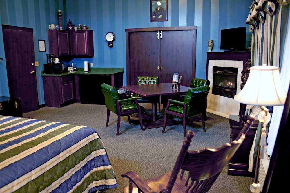 Standard Double Room, Ensuite (Abe Lincoln Suite) photo 3