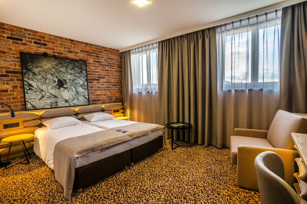 Premium Room - Photo 4