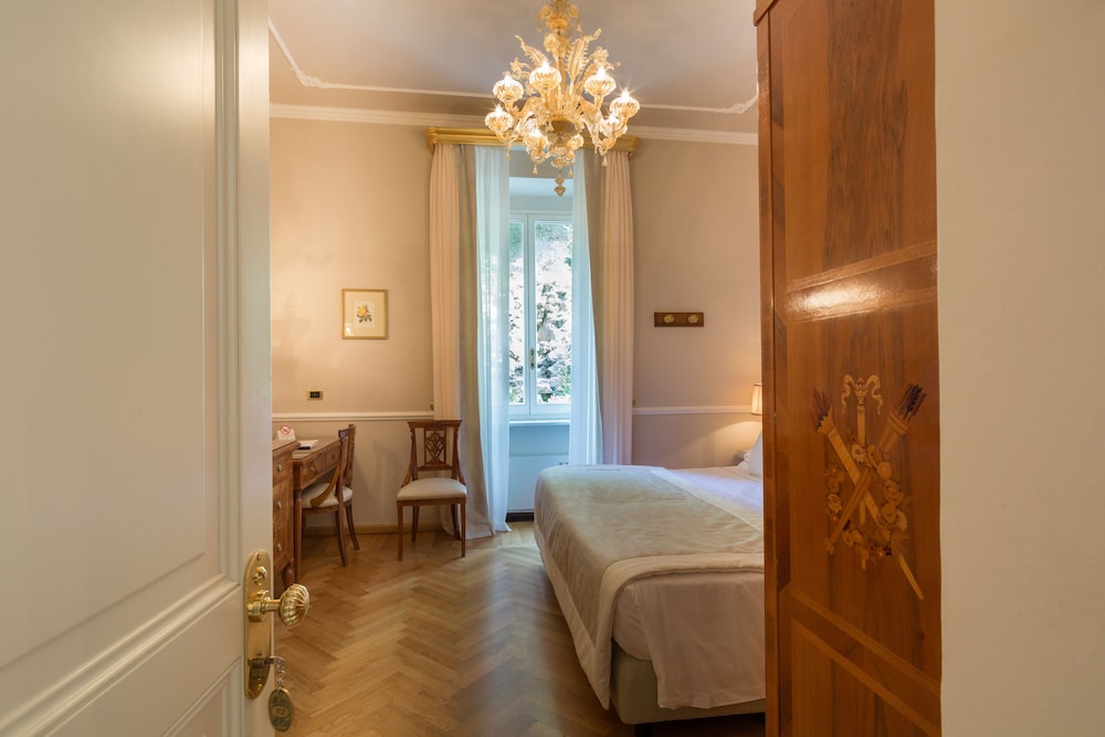 Double Room, Sea View - Photo 6