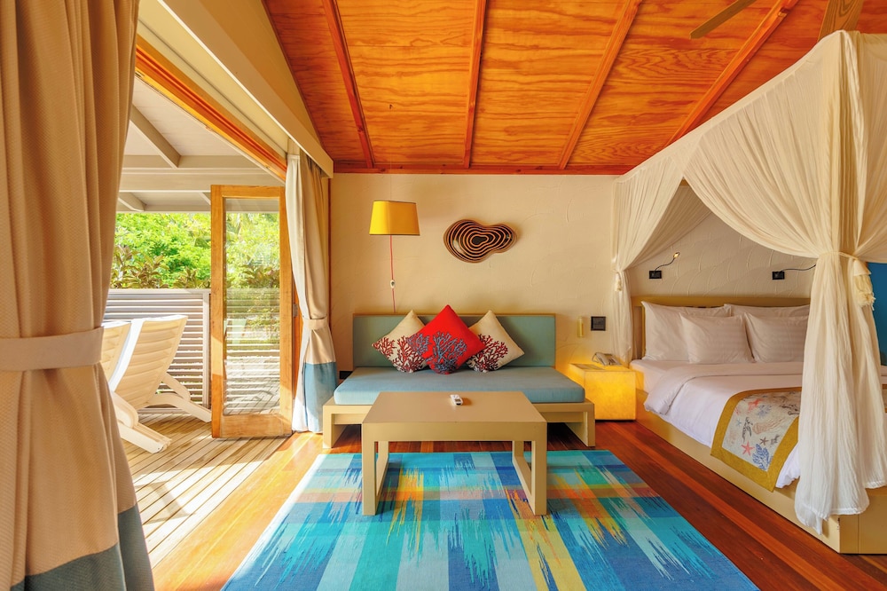 Jacuzzi Beach Villa - Photo 7