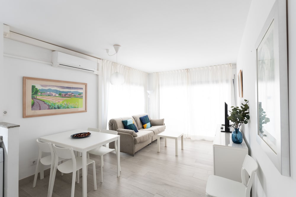 Apartment, 1 Bedroom, Balcony photo 3