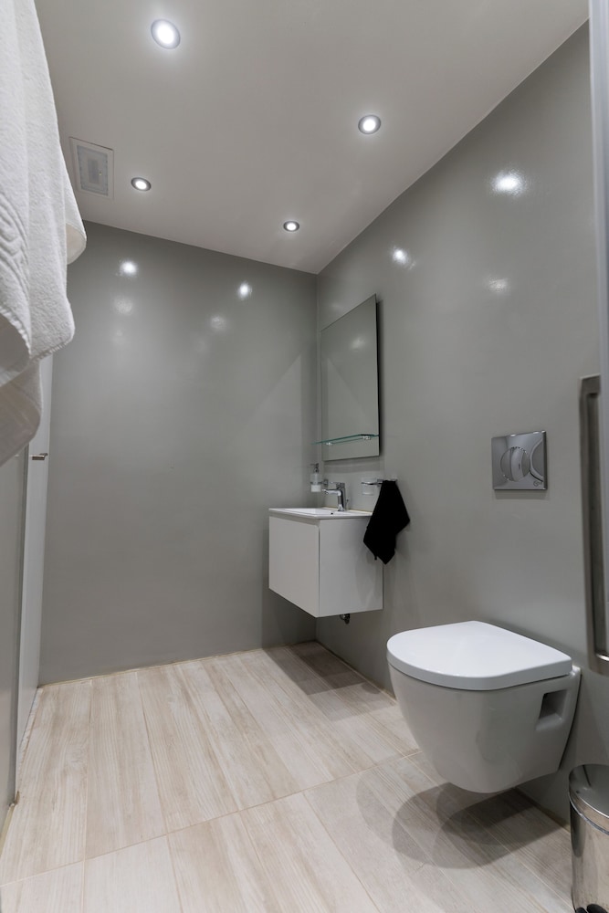 Comfort Suite photo 2