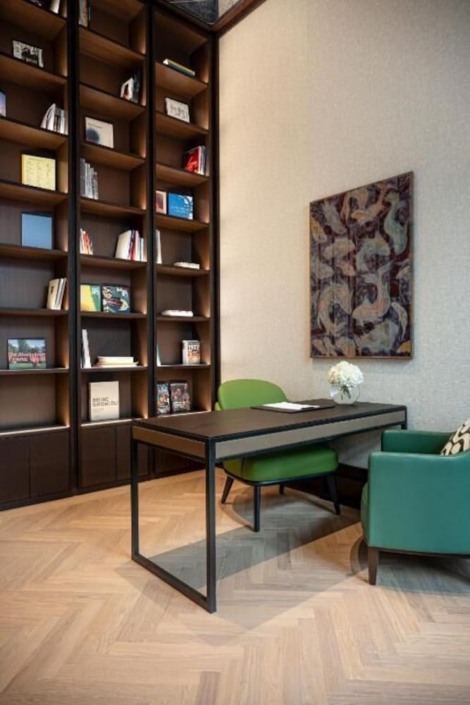 Presidential Studio Suite
