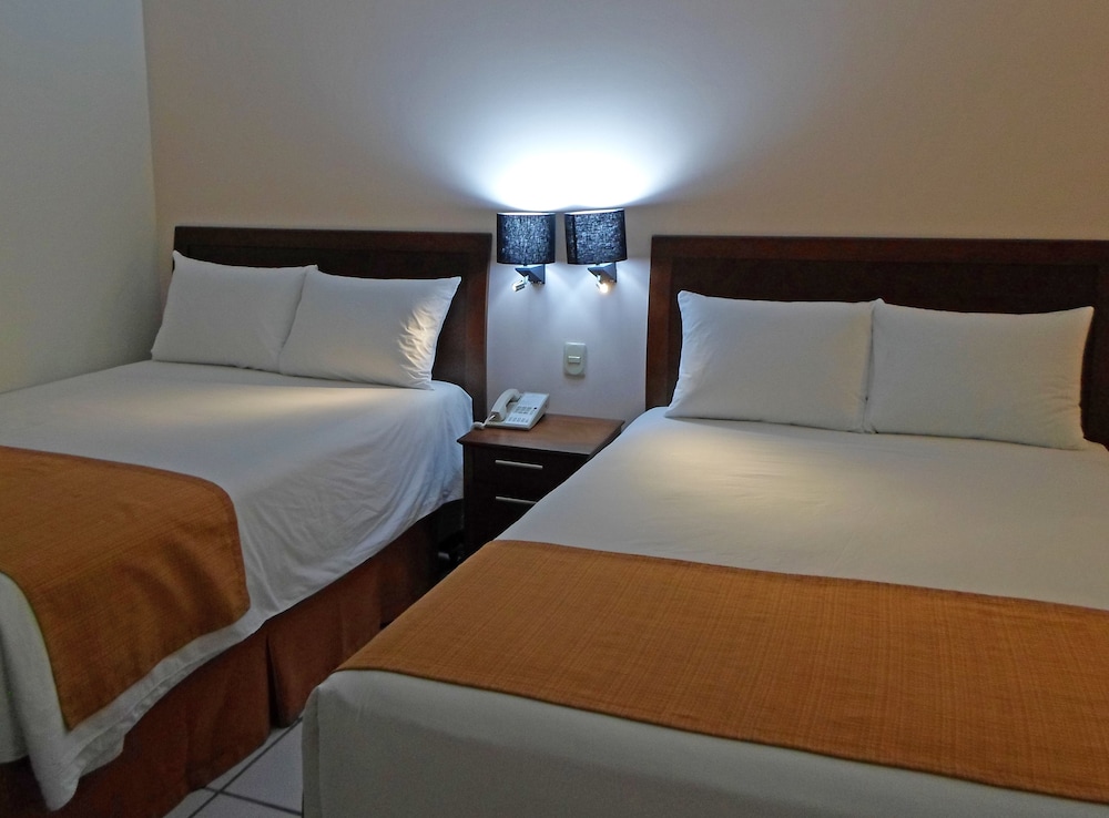 Standard Double Room - Photo 4