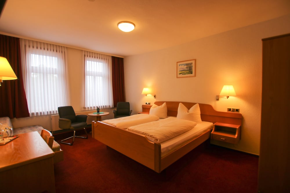 Standard Triple Room, 1 Bedroom, Hill View, Mountainside