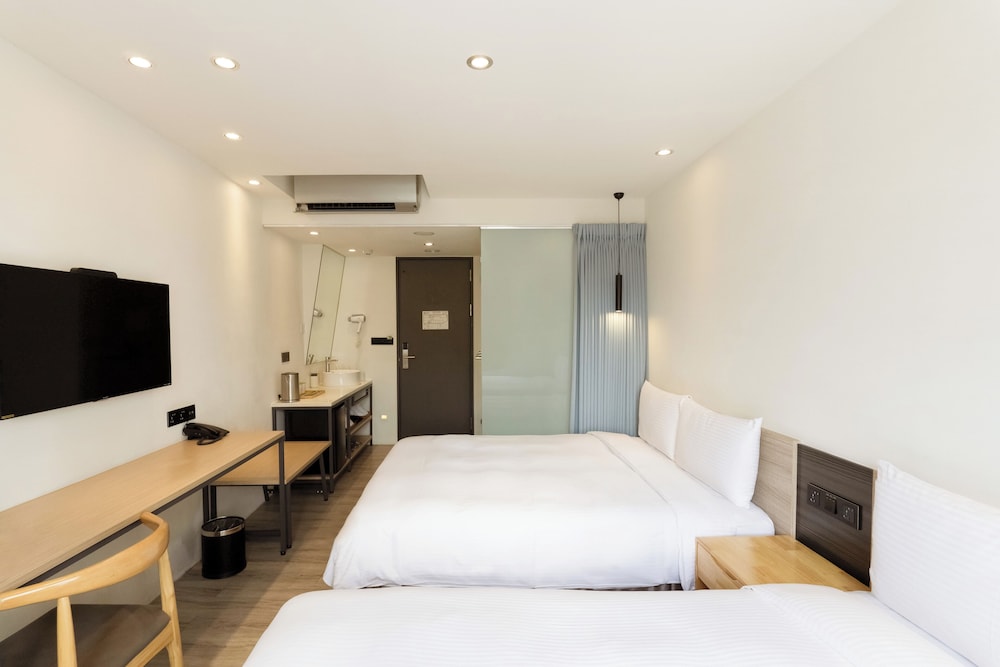 Standard Quadruple Room - Photo 3