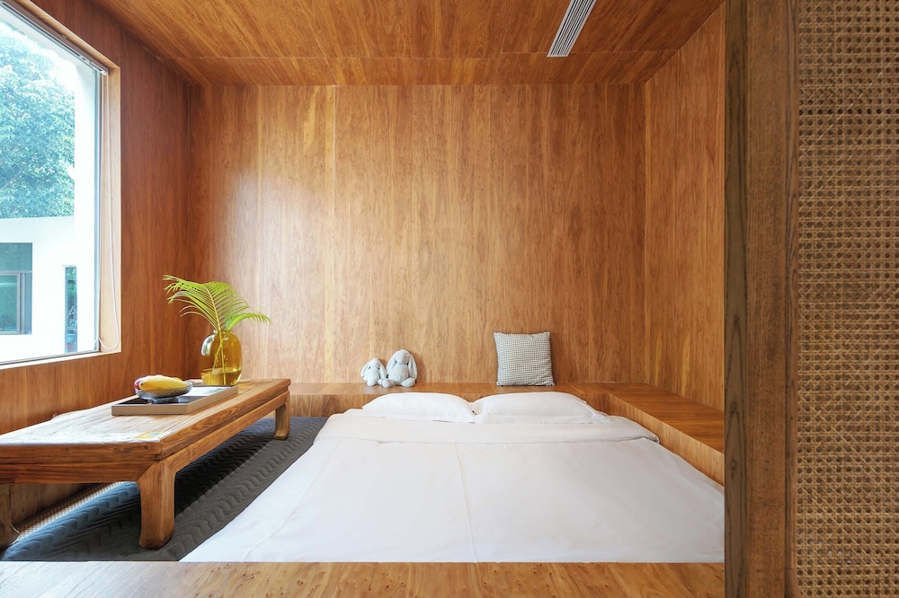 Family Suite, Courtyard View photo 3