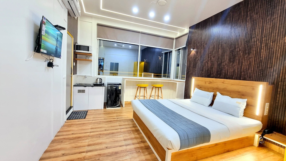 Presidential Studio Suite photo 3