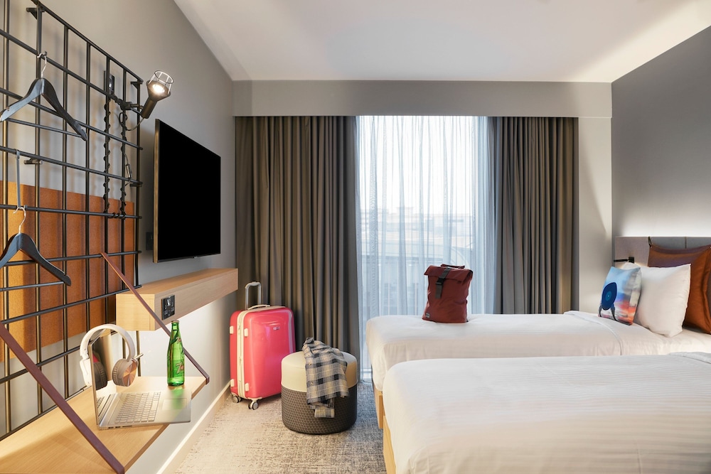 Room, 2 Twin Beds - Photo 2