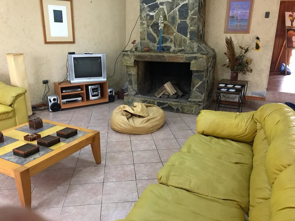 Family House, 4 Bedrooms, Accessible, Garden View photo 3