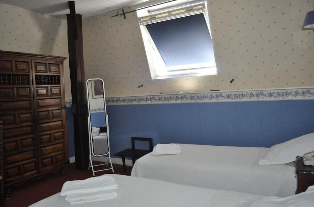 Economy Double Room Single Use (2) photo 2