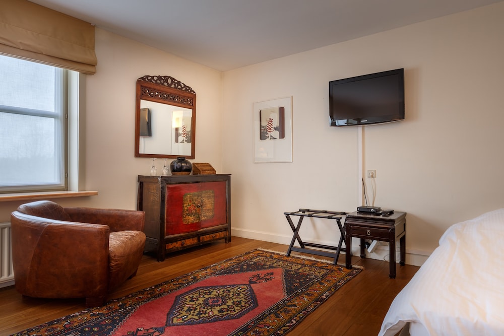 Deluxe Triple Room photo 3
