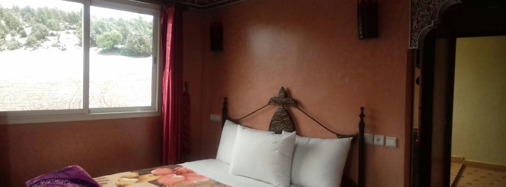 Basic Double Room photo 1