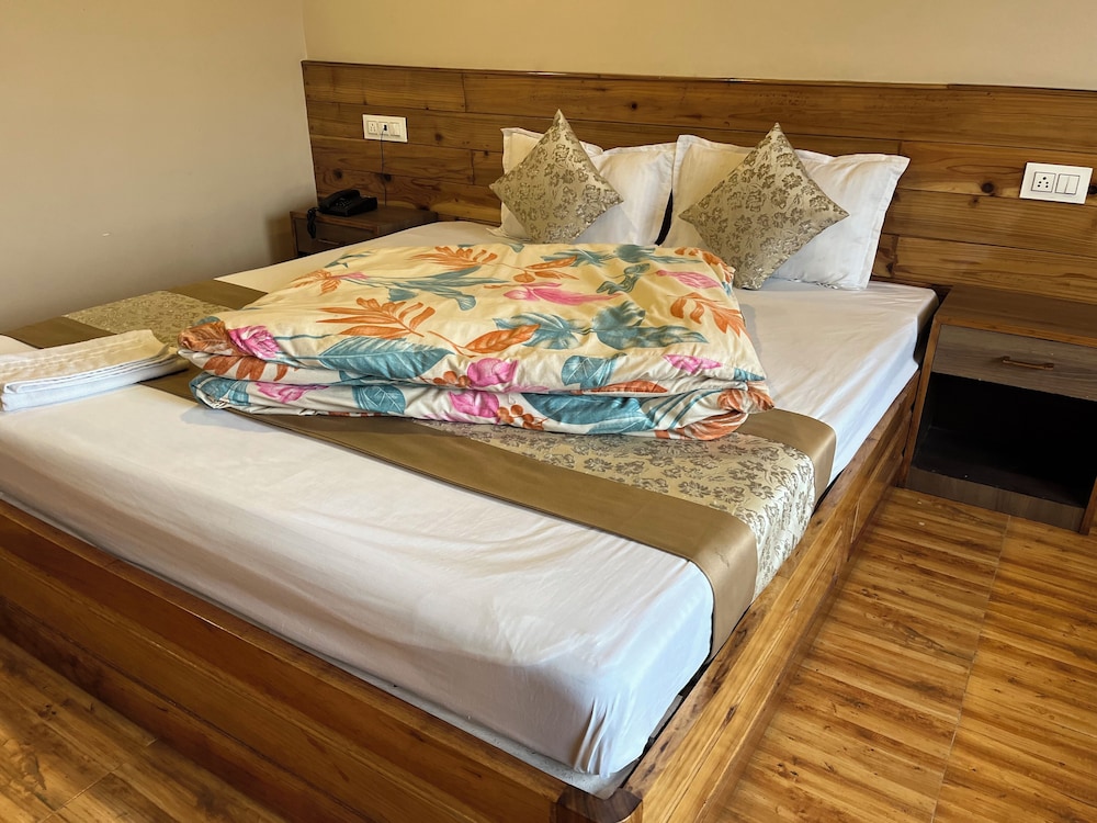 Deluxe Room - Photo 1