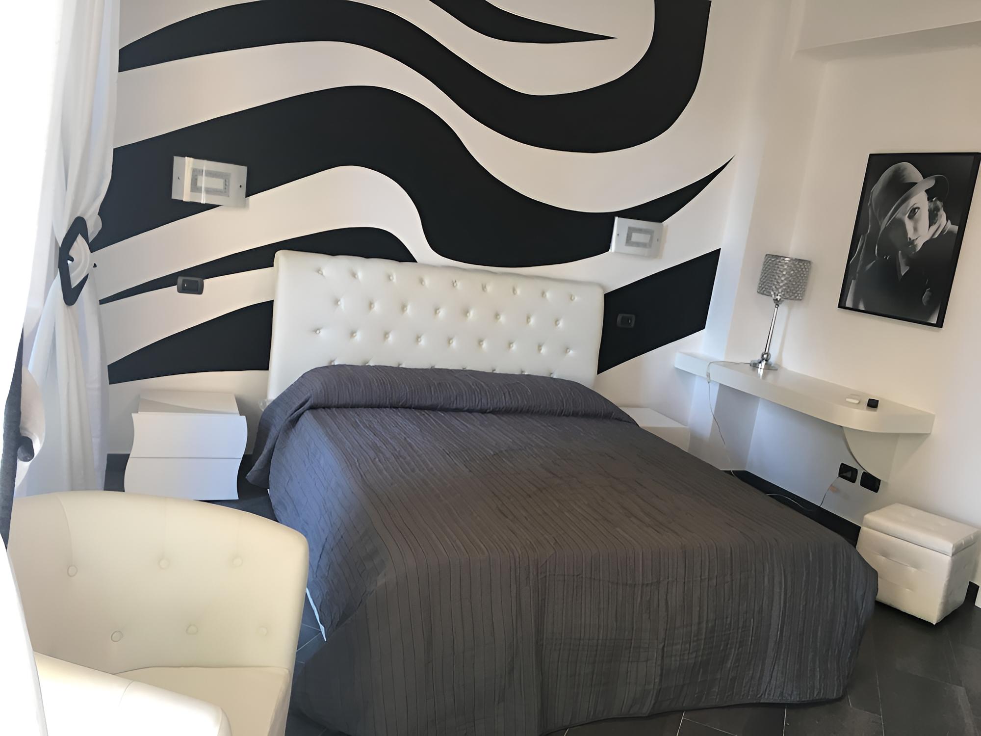 Standard Double or Twin Room, Balcony (Greta Garbo)