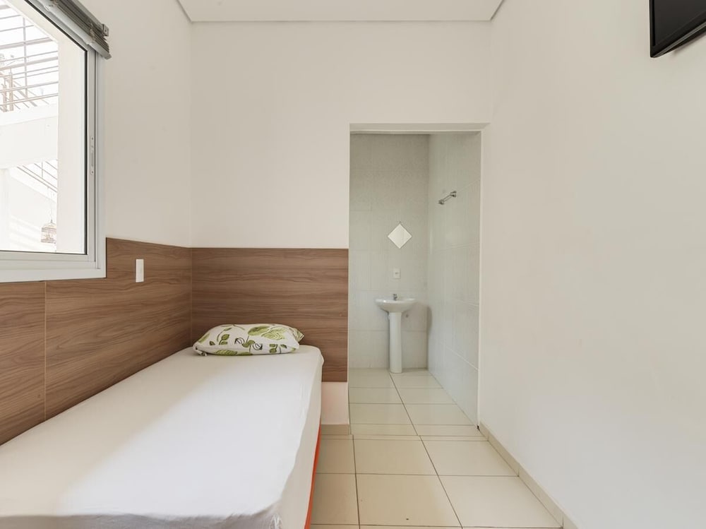 Standard Single Room photo 3