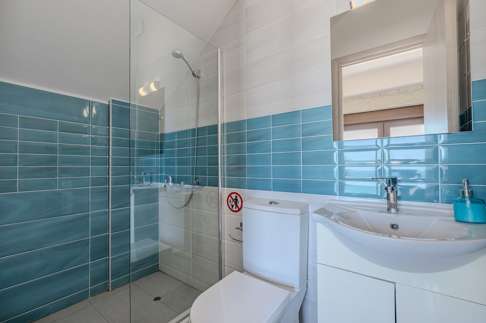 Villa, 3 Bedrooms, Terrace, Sea View photo 2