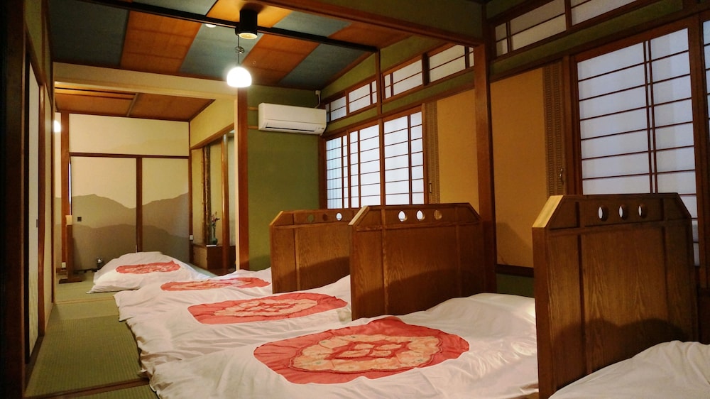 Japanese Style Shared Dormitory, Women only photo 2