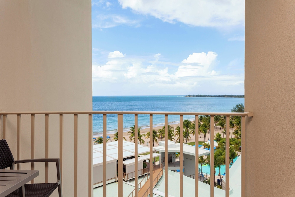 Room, 2 Queen Beds, Pool View (Poolside) - Photo 8