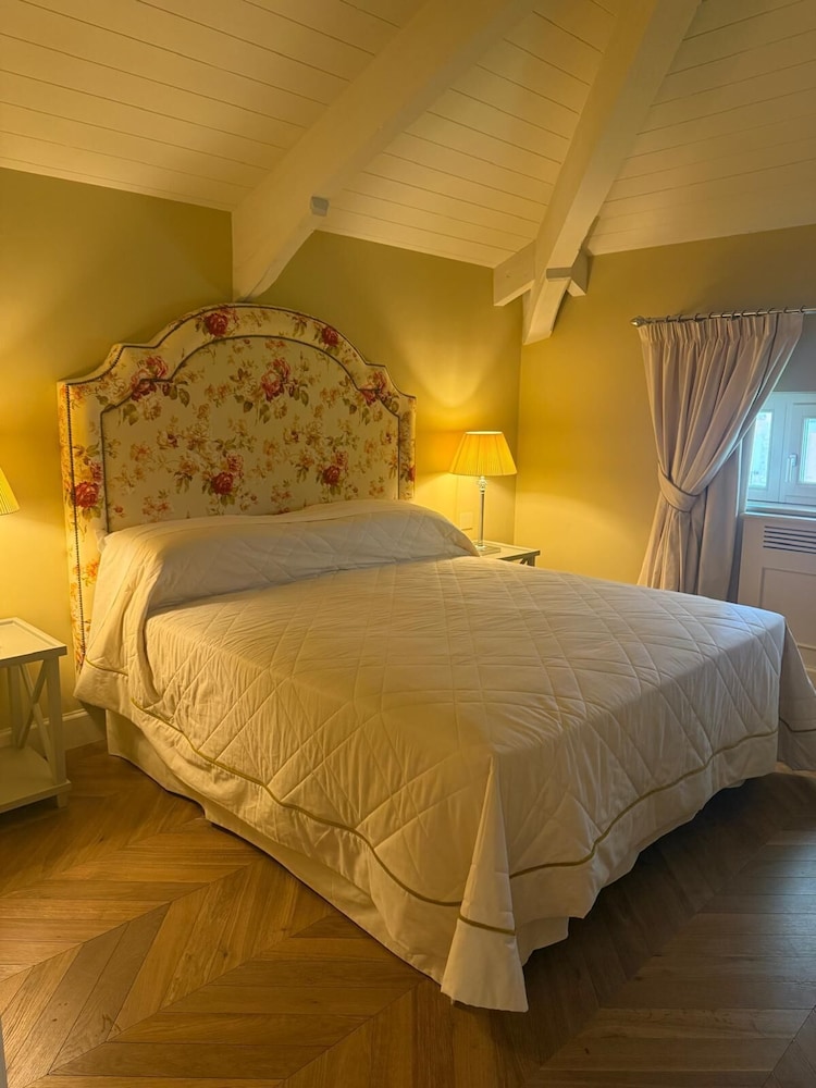 Penthouse Suite