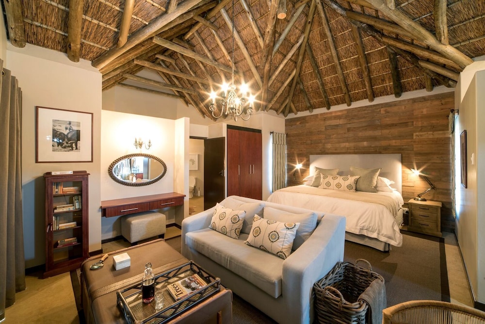 Luxury Cottage, 1 Bedroom, Hill View, Ground Floor photo 2