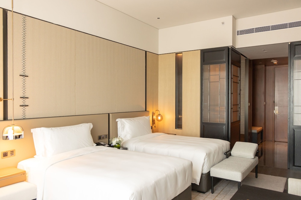 Classic Room, 2 Double Beds, Accessible - Photo 2