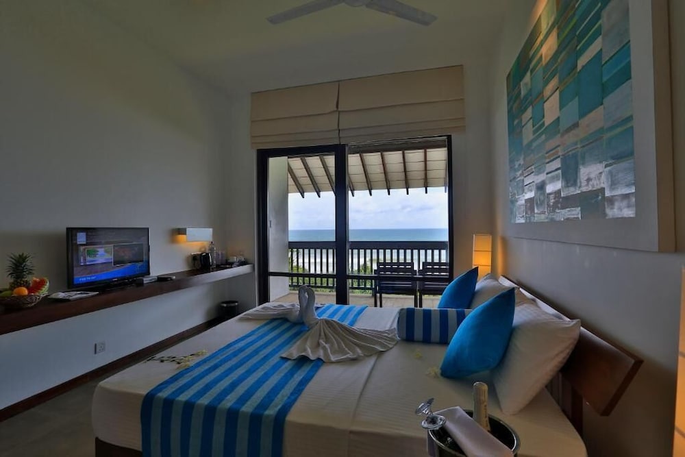 Superior Double Room, Balcony, Ocean View photo 2