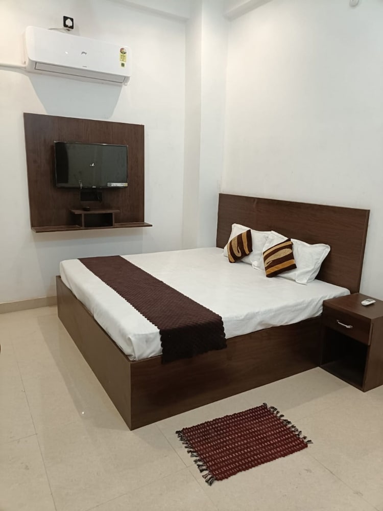Deluxe Double Room, Multiple Bedrooms, City View