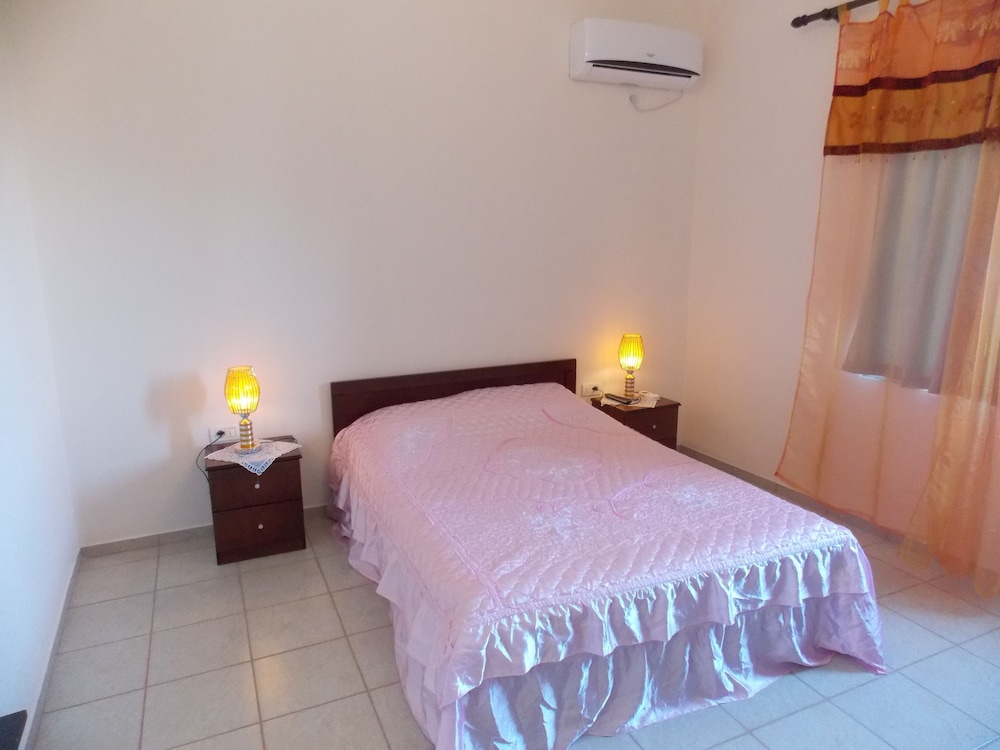 Apartment, Balcony
