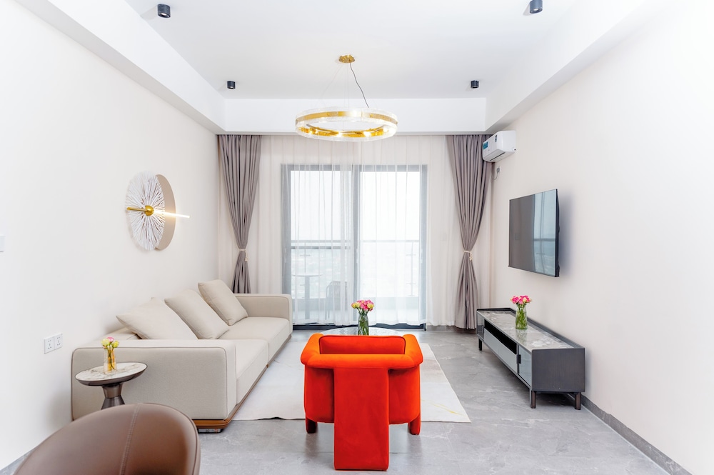 Deluxe Apartment, 3 Bedrooms, Balcony, City View photo 1