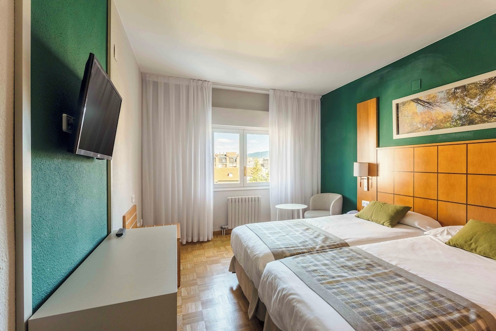 Double Room - Photo 4