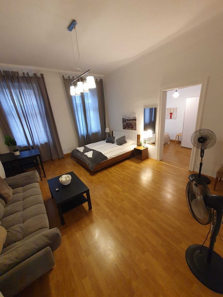 Basic Apartment