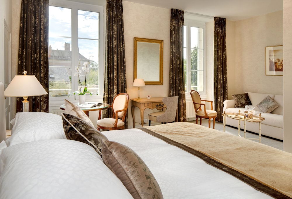 Junior Suite (Manoir 1st French Floor) Junior Suite (Manoir 1st French Floor)