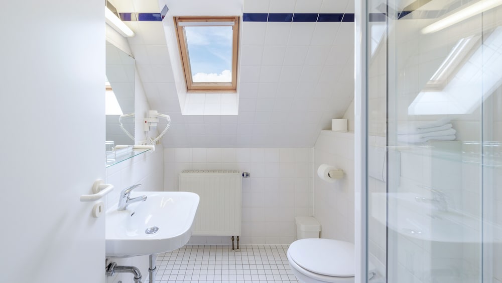 Triple Room - Photo 6