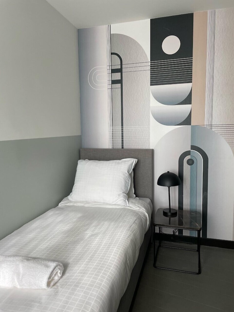 Basic Single Room