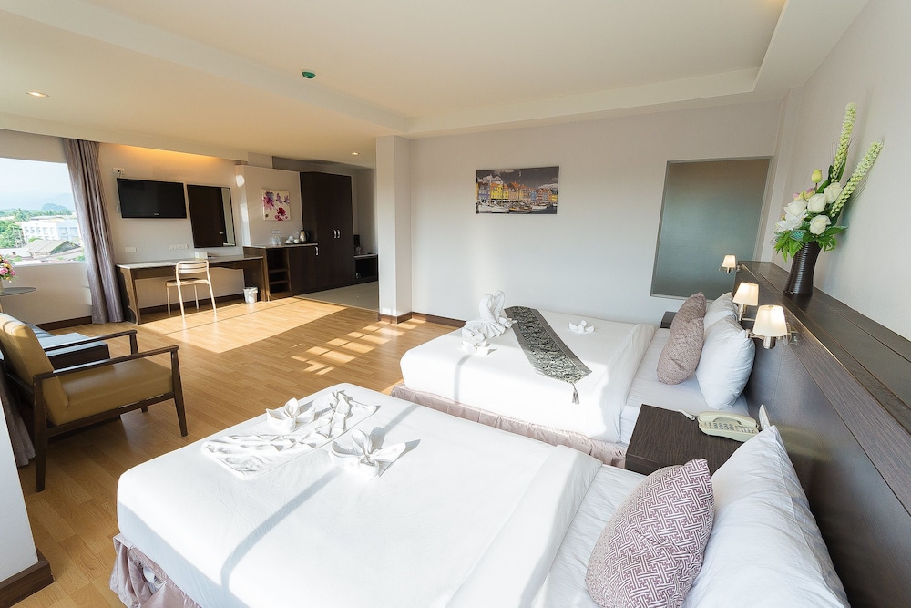 Executive Suite