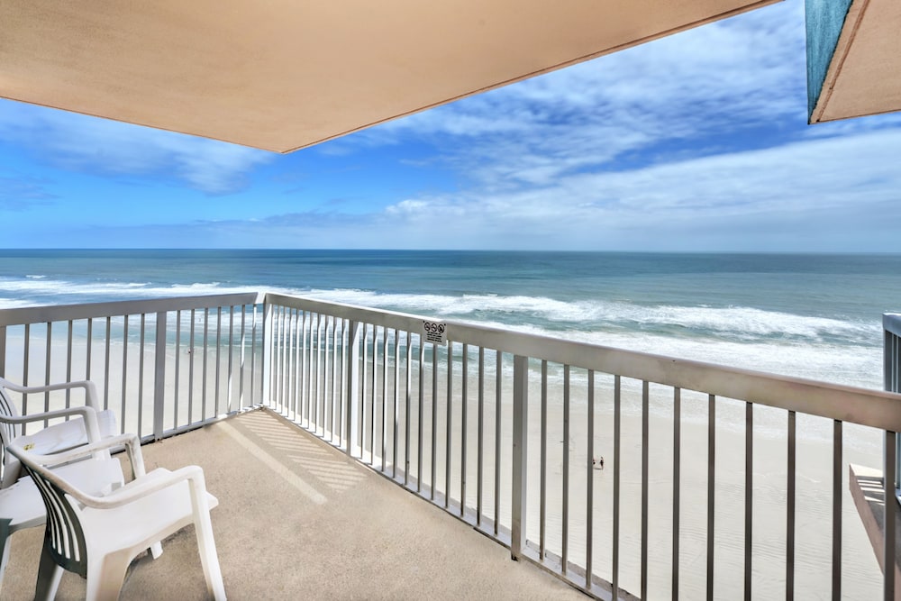 Superior Double Room, 2 Queen Beds, Kitchen, Ocean View - Photo 3
