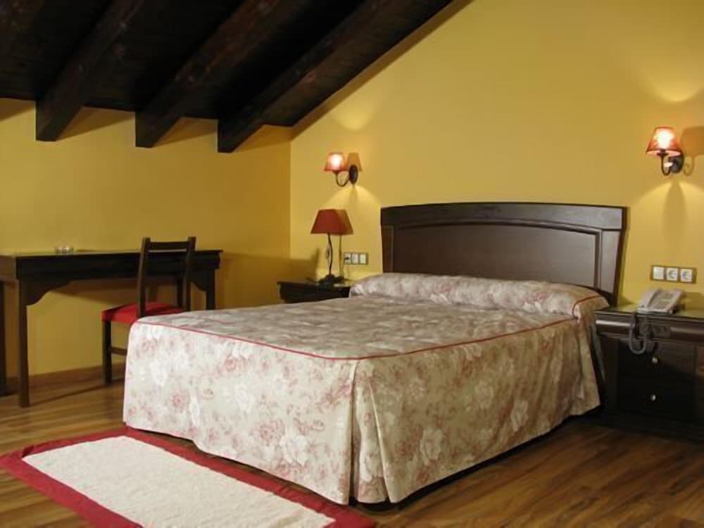 Double or Twin Room (Spa Access) photo 2